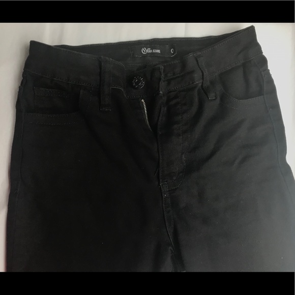 High Waisted Capris - Picture 3 of 4